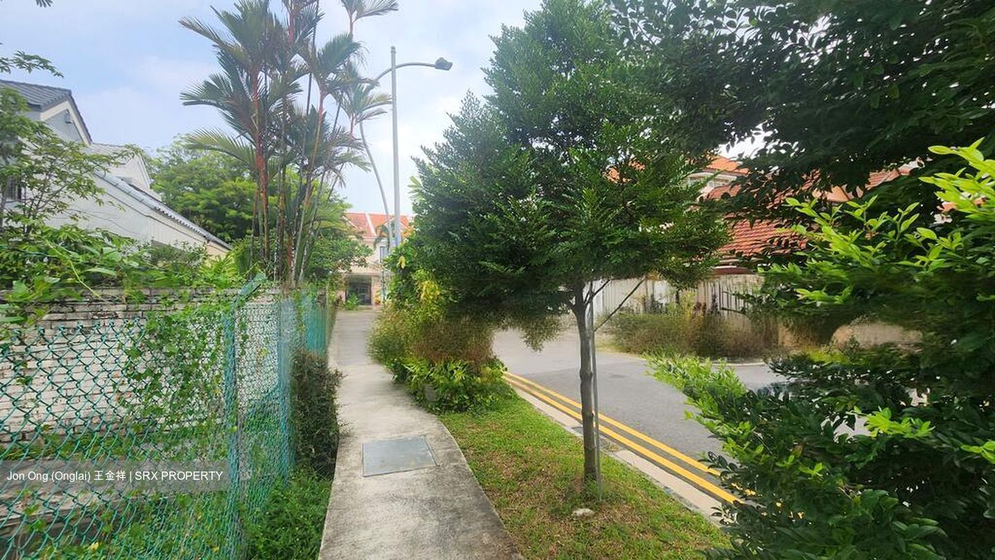 Jalan Kemboja (D13), Terrace #453975641